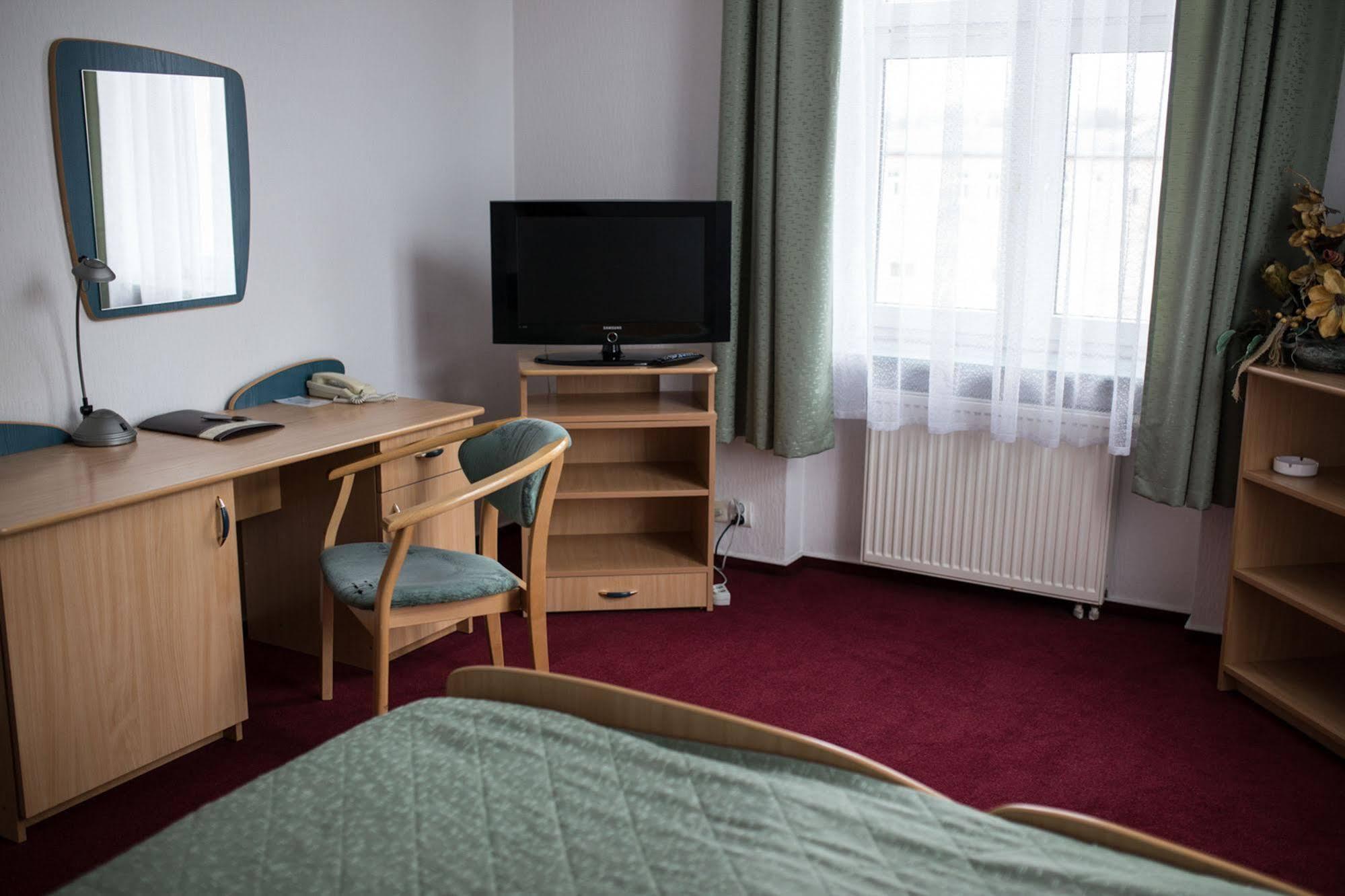 Aiden By Best Western Lodz Екстериор снимка