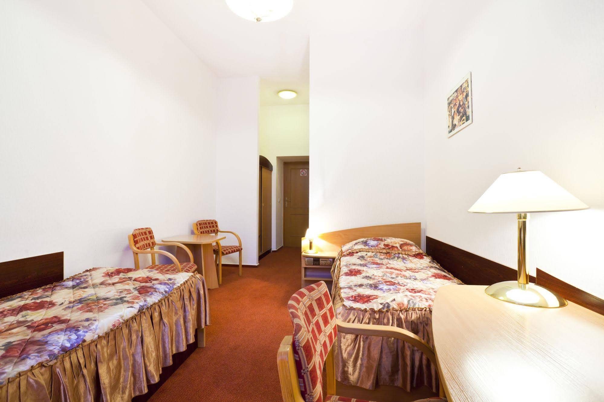 Aiden By Best Western Lodz Екстериор снимка